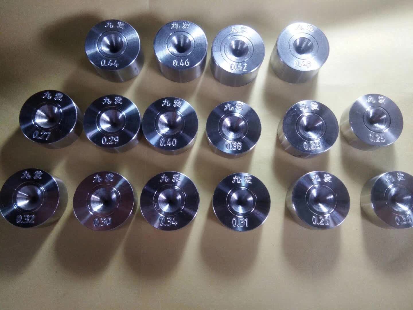 云浮硬质合金拉丝模厂